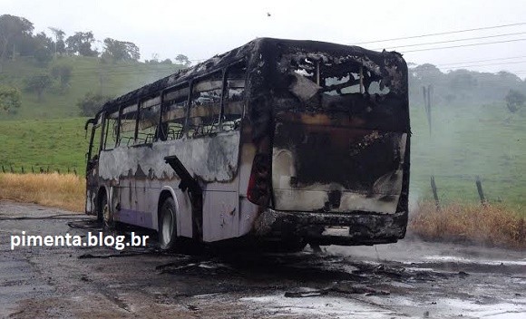 Ônibus-da-Rota-fogo