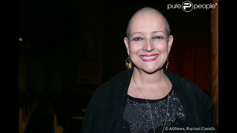 624054-betty-lago-tamb-eacute-m-foi-prestigiar-950x0-2