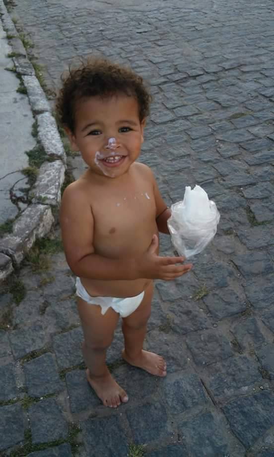 CRIANÇA MORRE DEPOIS QUE CASA PEGA FOGO EM TIO DO MEIO